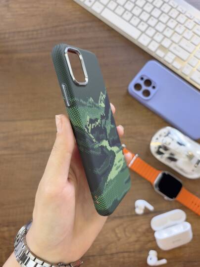 iPhone 11 Uyumlu Premium Desenli Sert Magsafe Kılıf Kapak SOO-610 - 14