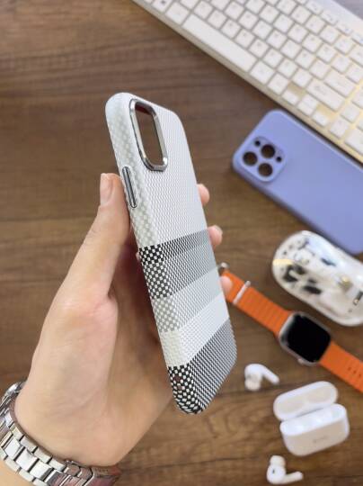 iPhone 11 Uyumlu Premium Desenli Sert Magsafe Kılıf Kapak SOO-610 - 56