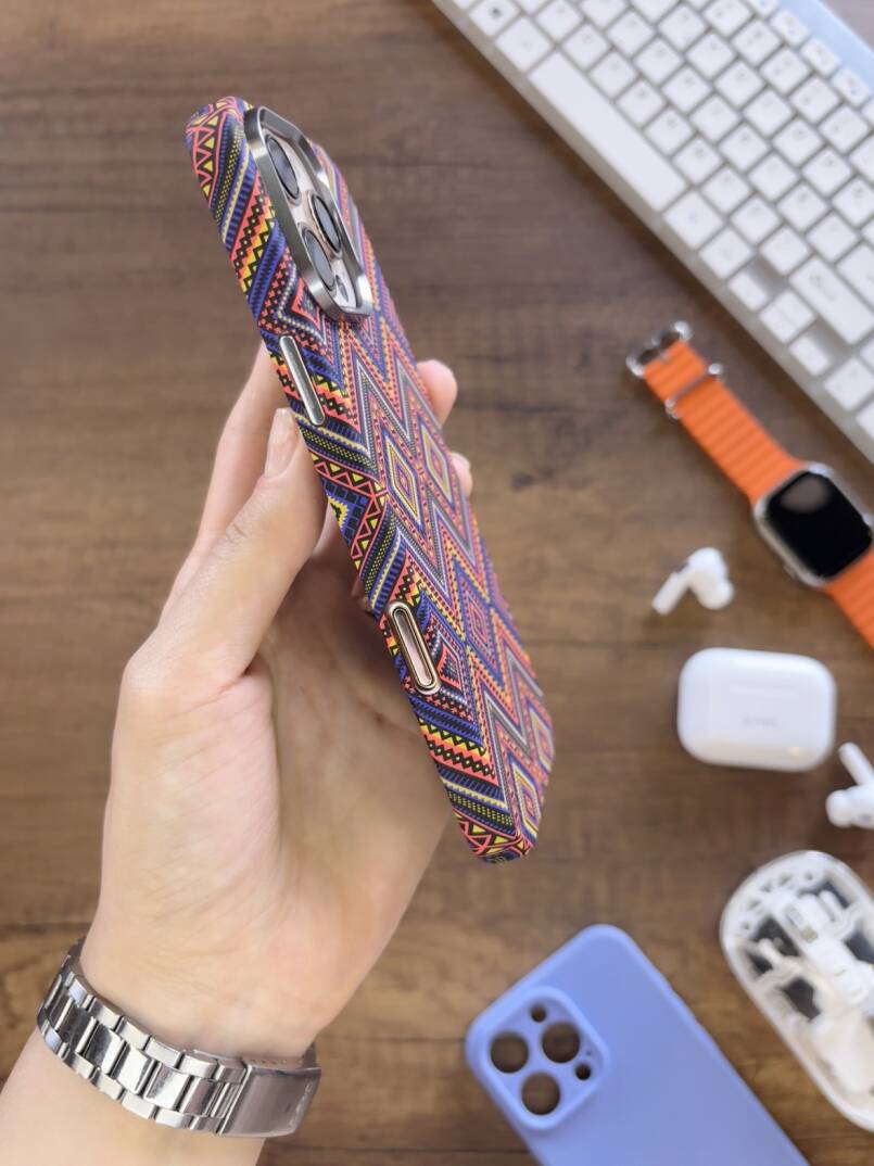 iPhone 14 Pro Kılıf Etnik Desenli Örgü Görünümlü Magsafe Uyumlu Premium Kapak Kılıf SOO-900 - 9