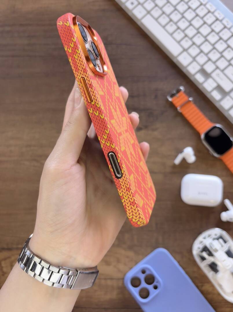 iPhone 14 Pro Max Kılıf Etnik Desenli Örgü Görünümlü Magsafe Uyumlu Premium Kapak Kılıf SOO-900 - 4
