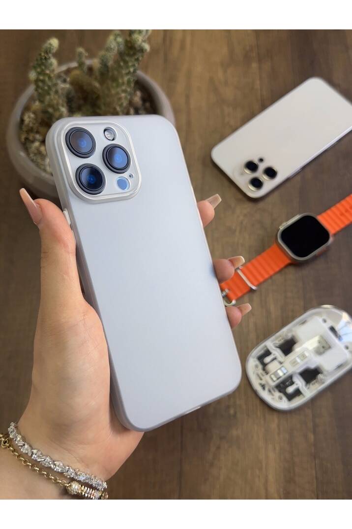 iPhone 14 Pro Max Uyumlu Süper İnce Mat Ultra Thin Silikon Kılıf - 1