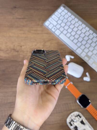 iPhone 15 Kılıf Etnik Desenli Örgü Görünümlü Magsafe Uyumlu Premium Kapak Kılıf SOO-900 - 13