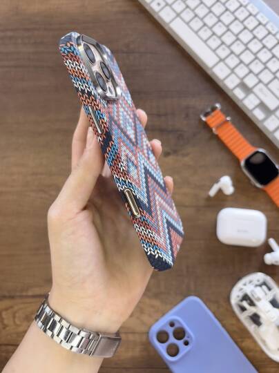 iPhone 16 Pro Max Kılıf Etnik Desenli Örgü Görünümlü Magsafe Uyumlu Premium Kapak Kılıf SOO-900 - 24