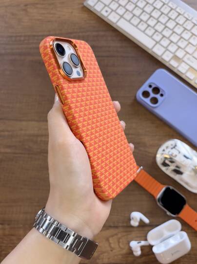 iPhone 16 Pro Max Uyumlu Premium Desenli Sert Magsafe Kılıf Kapak SOO-610 - 20