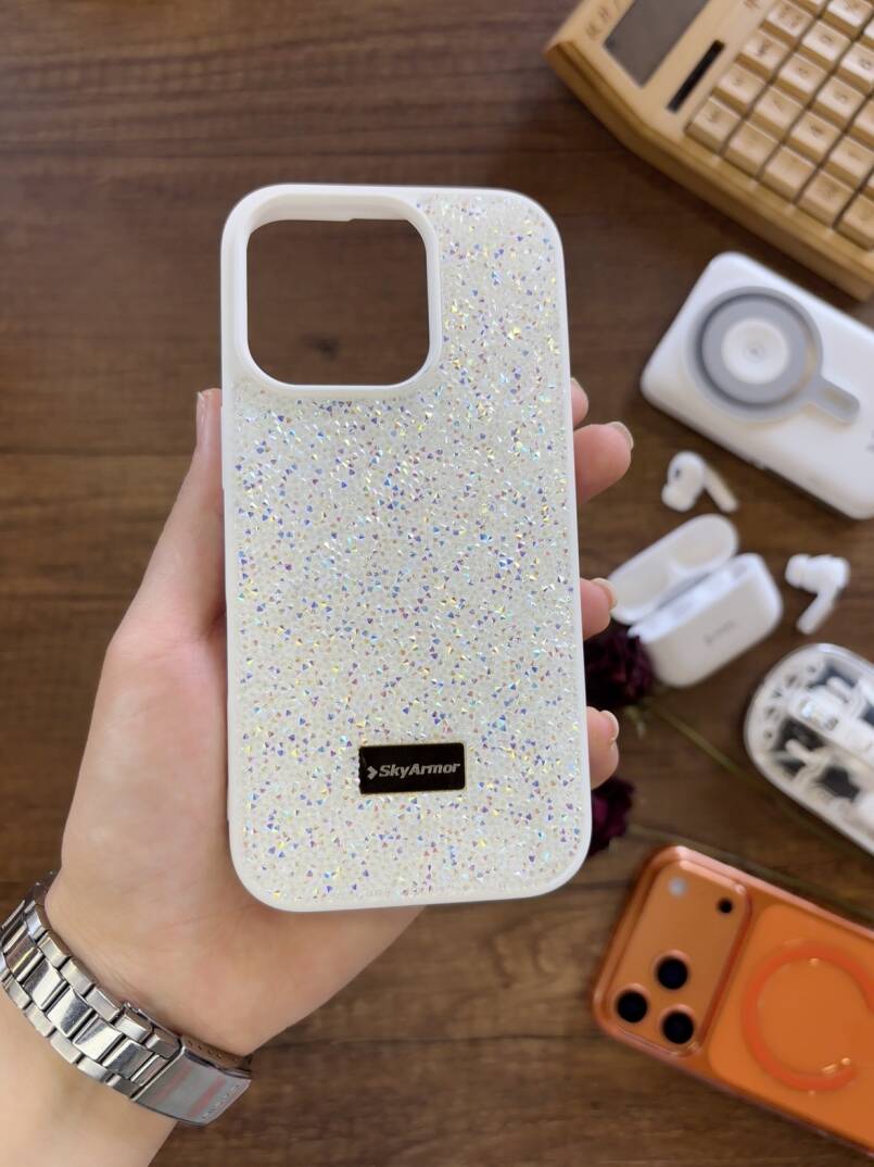 iPhone 16 Pro Uyumlu Kadife İç Yüzey Tasarımlı Taşlı Işıltılı Parlak Pırlanta Kılıf Dia Plus - 2
