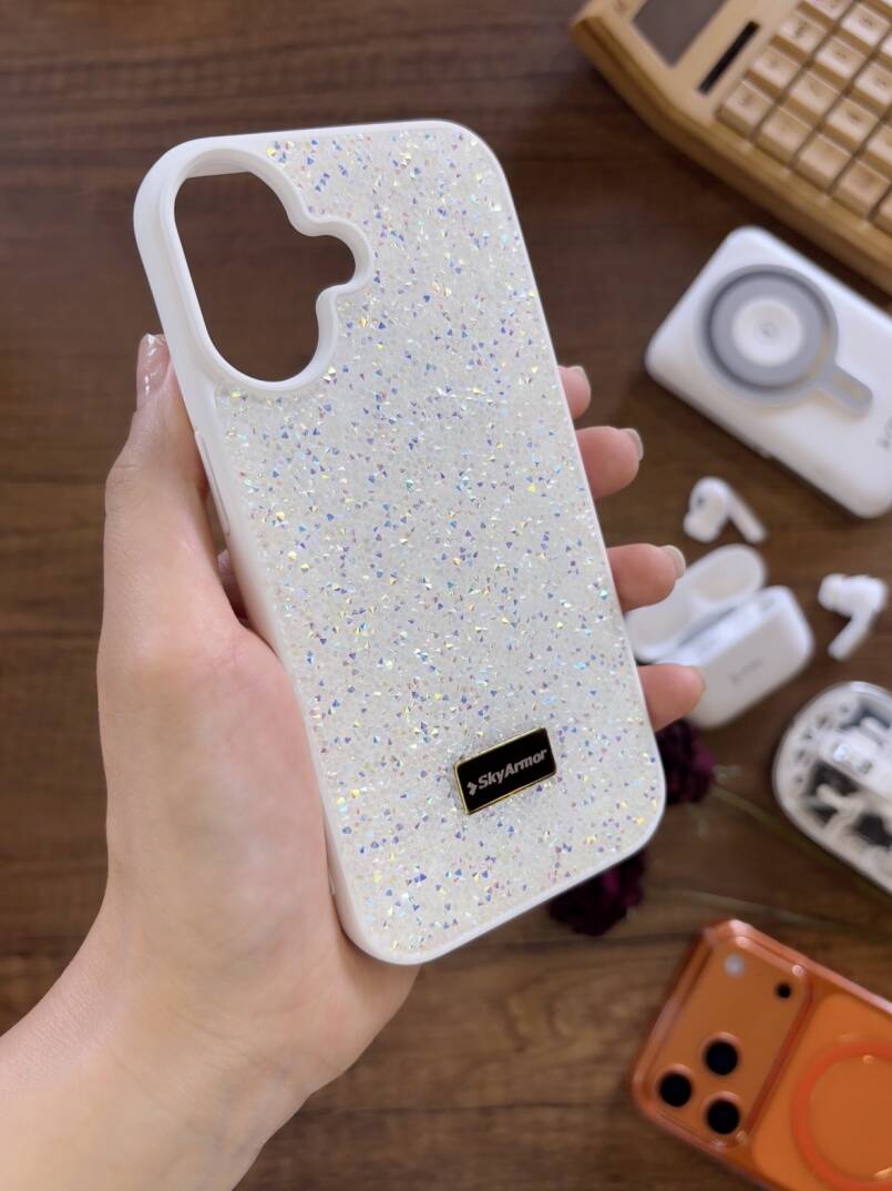 iPhone 16 Uyumlu Kadife İç Yüzey Tasarımlı Taşlı Işıltılı Parlak Pırlanta Kılıf Dia Plus - 4