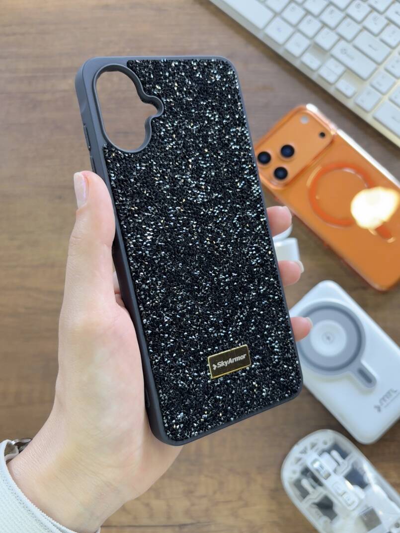 iPhone 16 Uyumlu Kadife İç Yüzey Tasarımlı Taşlı Işıltılı Parlak Pırlanta Kılıf Dia Plus - 36