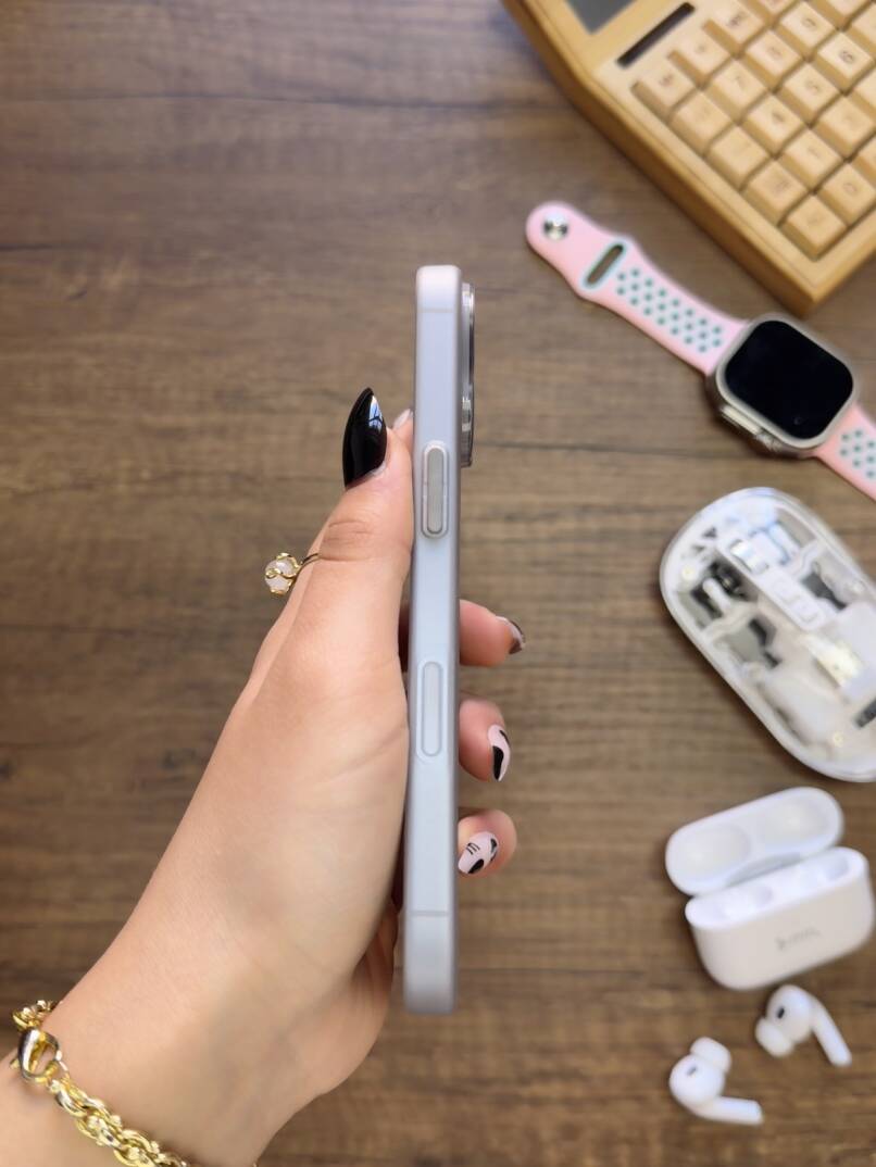 iPhone 16 Uyumlu Süper İnce Mat Ultra Thin Silikon Kılıf - 25