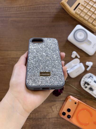 iPhone 16E Uyumlu Kadife İç Yüzey Tasarımlı Taşlı Işıltılı Parlak Pırlanta Kılıf Dia Plus - 16