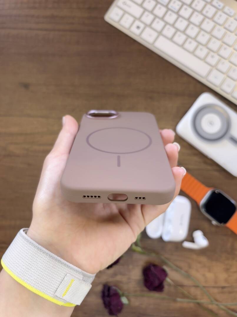 iPhone 16E Uyumlu Premium Lansman Anismanyonlu Kılıf Magsafe Uyumlu Premium Silikon Kılıf - 17