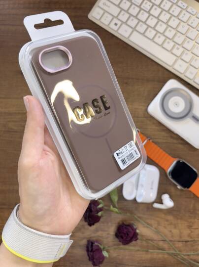 iPhone 16E Uyumlu Premium Lansman Anismanyonlu Kılıf Magsafe Uyumlu Premium Silikon Kılıf - 21