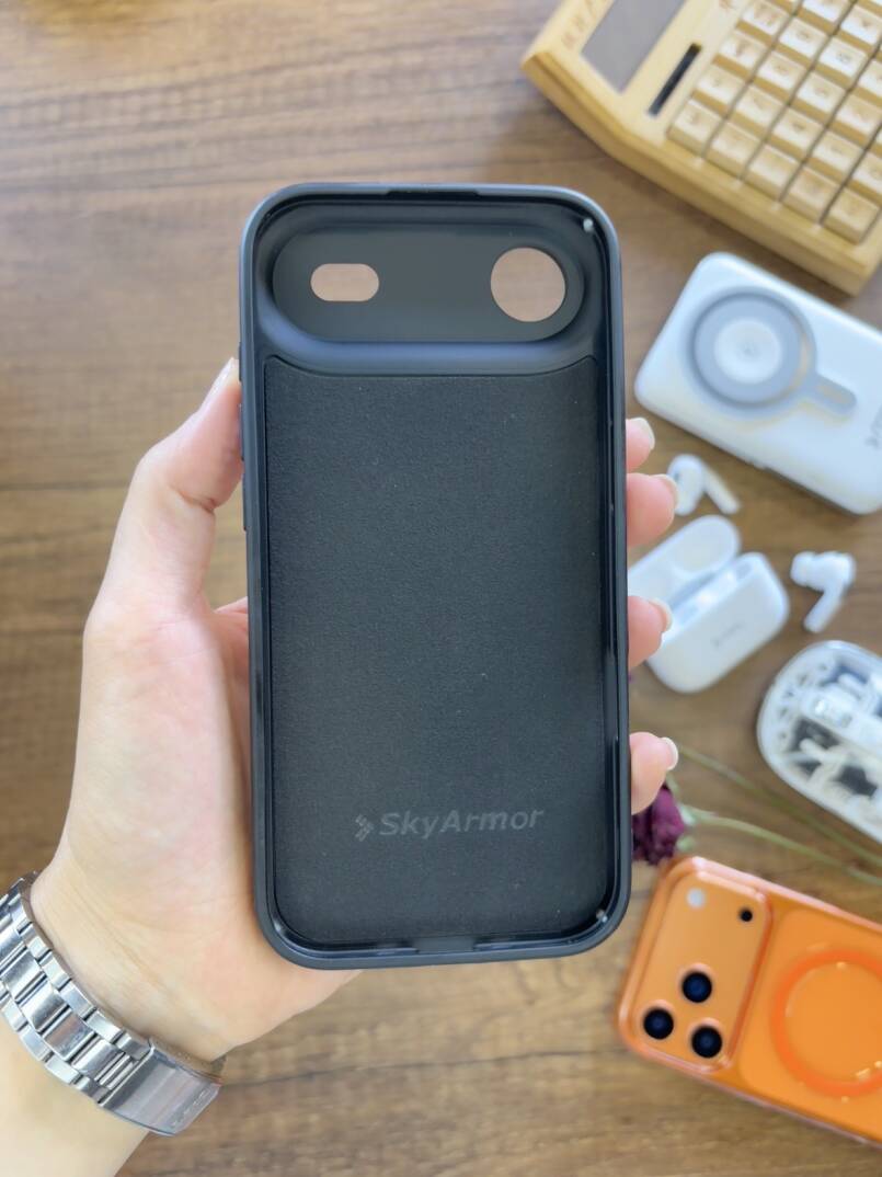 iPhone 17 Air Uyumlu Kadife İç Yüzey Tasarımlı Taşlı Işıltılı Parlak Pırlanta Kılıf Dia Plus - 38