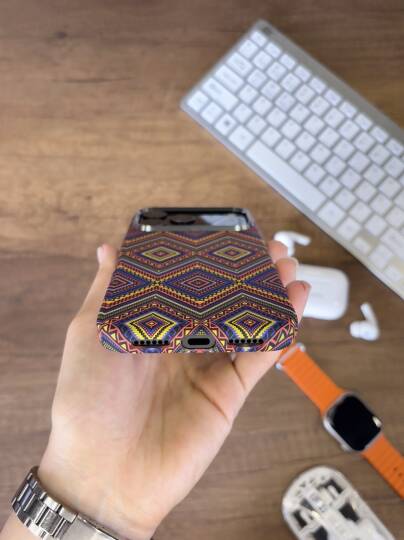 iPhone 17 Pro Max Kılıf Etnik Desenli Örgü Görünümlü Magsafe Uyumlu Premium Kapak Kılıf SOO-900 - 8