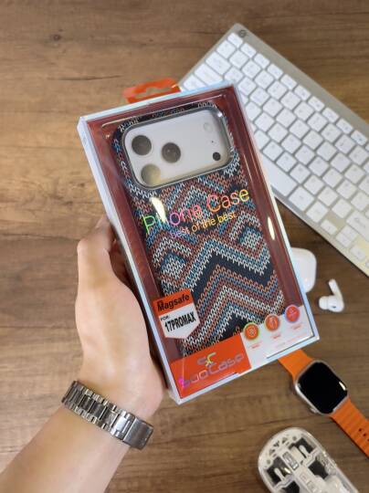 iPhone 17 Pro Max Kılıf Etnik Desenli Örgü Görünümlü Magsafe Uyumlu Premium Kapak Kılıf SOO-900 - 25