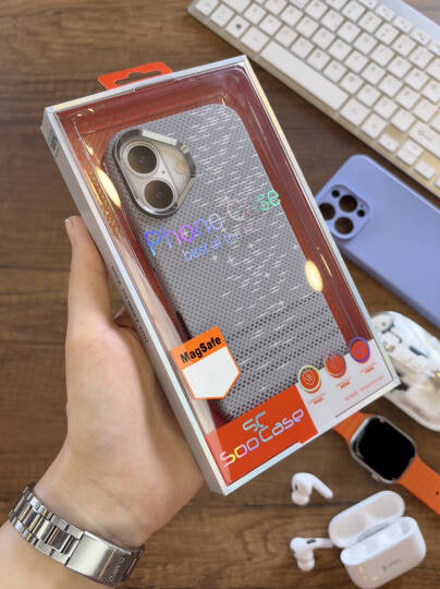 iPhone 17 Uyumlu Premium Desenli Sert Magsafe Kılıf Kapak SOO-610 - 36