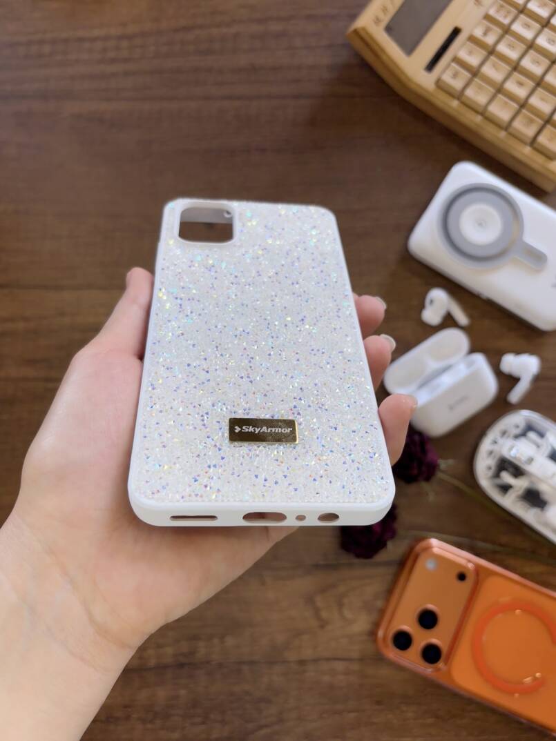 Samsung A06 Uyumlu Kadife İç Yüzey Tasarımlı Taşlı Işıltılı Parlak Pırlanta Kılıf Dia Plus - 4