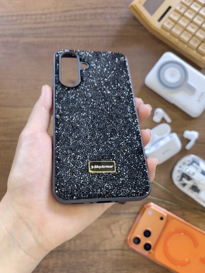 Samsung A56 Uyumlu Kadife İç Yüzey Tasarımlı Taşlı Işıltılı Parlak Pırlanta Kılıf Dia Plus - 40