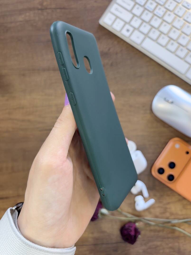 Samsung Galaxy A20 / A30 Uyumlu Kamera Korumalı Darbeye Dayanıklı Renk Atmayan Fab Silikon Kılıf - 3