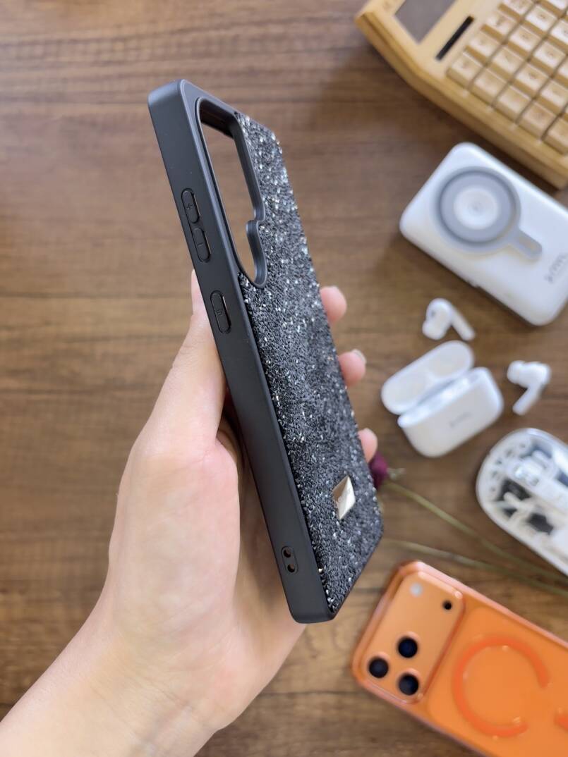 Samsung S25 Ultra Uyumlu Kadife İç Yüzey Tasarımlı Taşlı Işıltılı Parlak Pırlanta Kılıf Dia Plus - 40